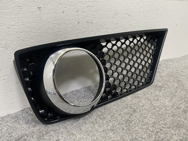 新品!Eクラス/AMG W211 純正 右 フロント バンパー グリル A 211 885 18 53 A2118851853 素地 メルセデスベンツ(147570)