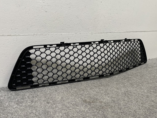 新品!Cクラス W204 純正 フロント ロア グリル A 204 885 04 53 A2048850453 素地 メルセデスベンツ(147577)