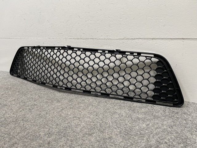 新品!Cクラス W204 純正 フロント ロア グリル A 204 885 04 53 A2048850453 素地 メルセデスベンツ(147578)