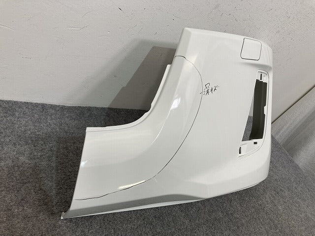 新車取り外し!エルフ/フォワード 純正 フロント バンパー 4/5X CRG/5X CRG/BH/4/5X CRG  ホワイト ソリッド いすゞ(147583)
