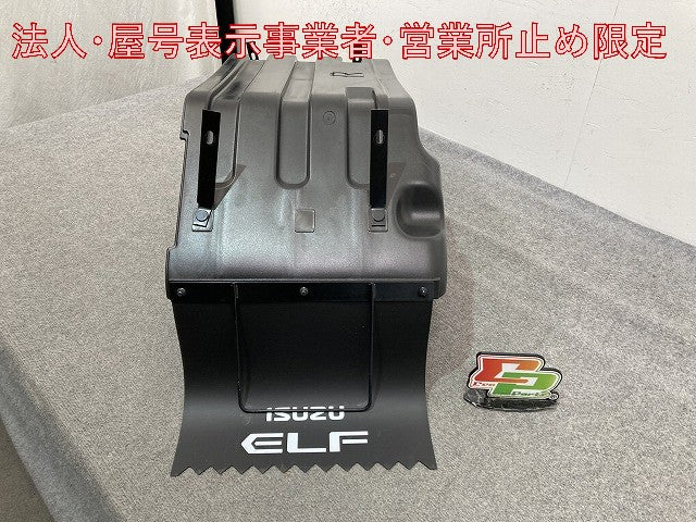 新車取り外し!エルフ/ミオ/MIO 初代(2024-) 純正 右 フェンダー タイヤハウス/泥除け 素地 いすゞ(147587)