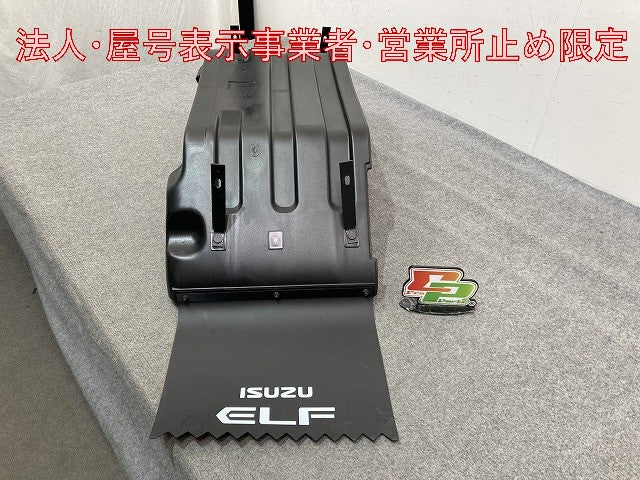 新車取り外し!エルフ/ミオ/MIO 初代(2024-) 純正 左 フェンダー タイヤハウス/泥除け 素地 いすゞ(147593)