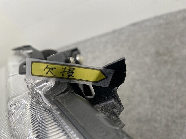 ムーヴ キャンバス/キャンパス LA850S/LA860S 純正 左 ヘッドライト/ランプ ハロゲン レベライザー 刻印NL KOITO 100-6908C(147596)