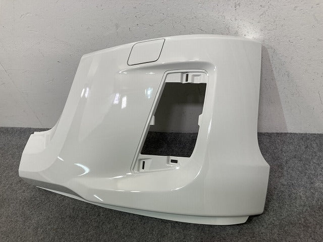 新車取り外し!エルフ/フォワード 純正 フロント バンパー 4/5X CRG/5X CRG/BH/4/5X CRG  ホワイト いすゞ(147597)