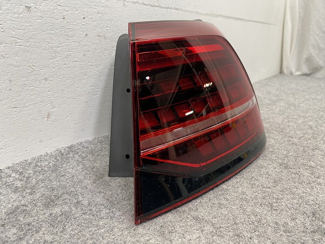 新品!ゴルフ7/GOLF VII 5G系 純正 右 テールランプ/ライト/レンズ LED AL Automotive Lighting 5G0.945.208.G 5G0945208G(147600)