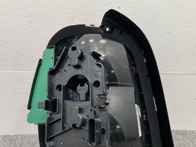 新品!ミニ F55/F56/F57 純正 前期 右 テールランプ/ライト/レンズ LED OLSA 7297414-15 63217297414 MINI(147601)