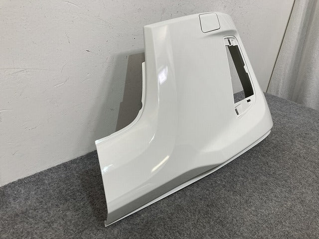 新車取り外し!エルフ/フォワード 純正 フロント バンパー 4/5X CRG/5X CRG/BH/4/5X CRG  1-86722179-0 ホワイト ソリッド いすゞ(147602)