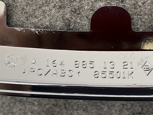 新品!GLクラス X164 純正 右 リア バンパー モール A 164 885 13 21 A1648851321 メッキ メルセデスベンツ(147606)