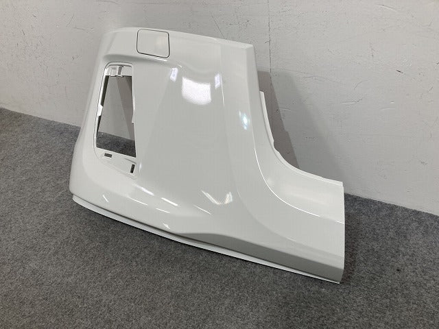 新車取り外し!エルフ/フォワード 純正 フロント バンパー 4/5X CRG/5X CRG/BH/4/5X CRG  1-86722179-0 ホワイト ソリッド いすゞ(147608)