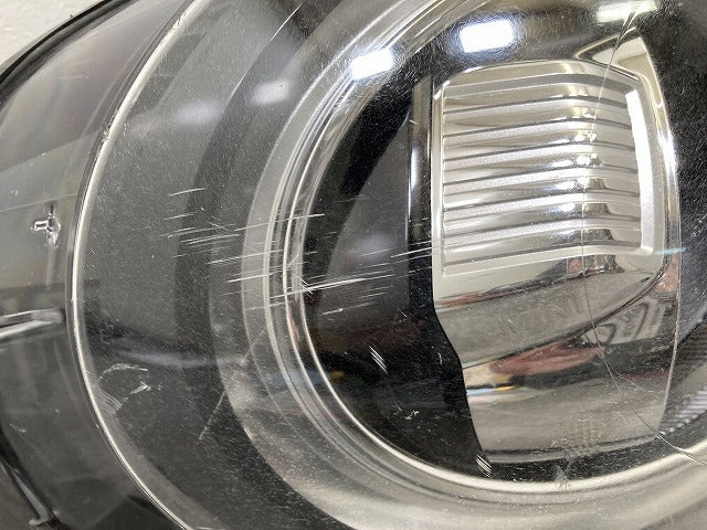ミニ F54/F55/F56/F57 純正 後期 右 ヘッドライト/ランプ LED VALEO 90169277ZX03 MINI(146162)