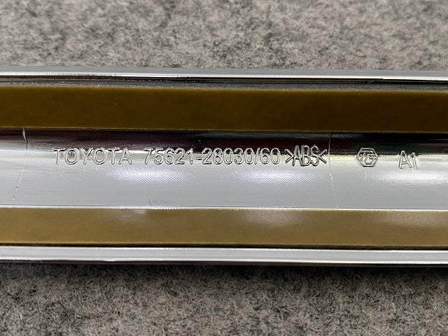 エスティマ 50系/ACR50W/ACR55W/GSR50W/GSR55W 純正 左 フロント ドア モール 75621-28030/60 75621-28030 メッキ トヨタ(147620)