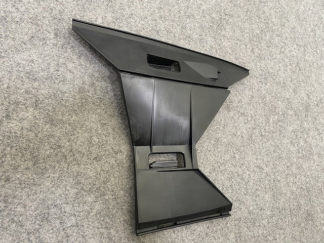 新品!V70/S70 純正 右 フロント バンパー ブラケット 09151504 V9151504 ボルボ(147627)