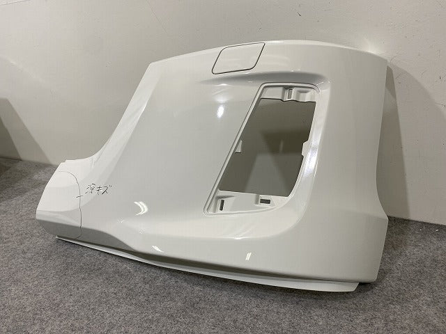 新車取り外し!エルフ/フォワード 純正 フロント バンパー 4/5X CRG/5X CRG/BH/4/5X CRG  1-86722179-0 ホワイト ソリッド いすゞ(147641)