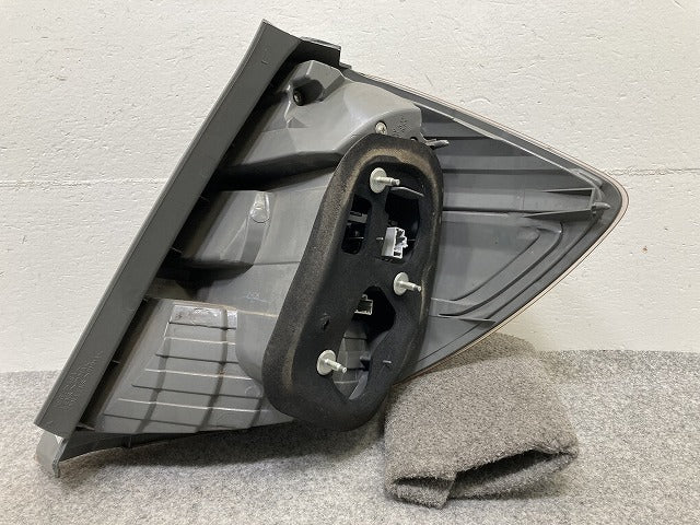 フィット RS GE6/GE7/GE8/GE9 純正 左 テールランプ/ライト/レンズ LED STANLEY P9882 ホンダ(147649)