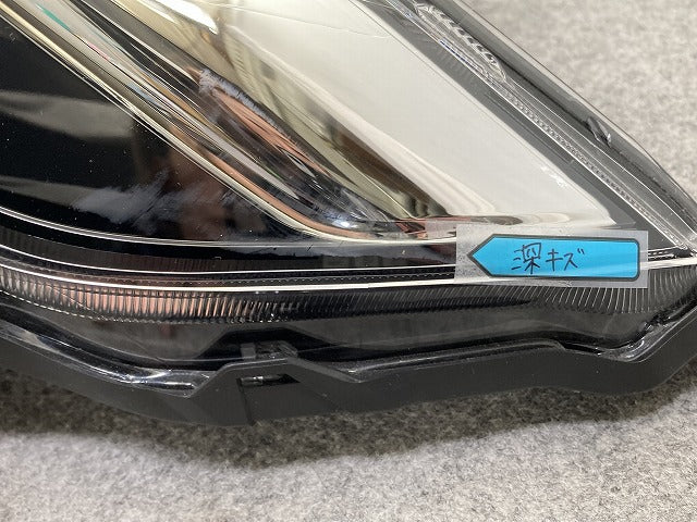 ルークス ハイウェイスター B44A/B45A/B47A/B48A 純正 左 ヘッドライト/ランプ LED レベライザー 刻印Y KOITO 100-23779 日産(147657)