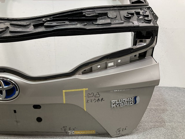 プリウス PHV ZVW52 純正 リアゲート/バックドア/リアハッチ 内張り付 グレーメタリック 1G3 トヨタ(147689)
