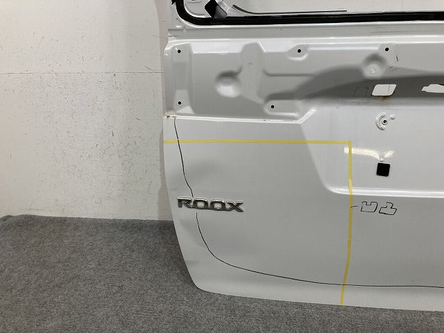 ルークス ハイウェイスター B44A/B45A/B47A/B48A 純正 リアゲート/バックドア/リアハッチ ホワイトパール QBB 日産(147692)