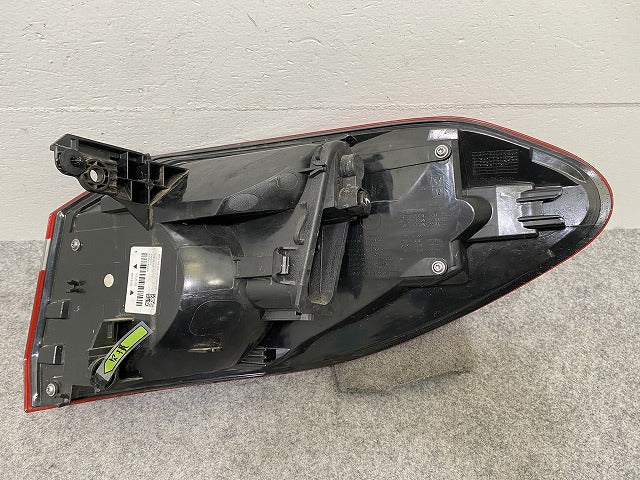 2シリーズ グランツアラー F46 純正 左 テールランプ/ライト/レンズ LED 7491347-08 BMW(147694)