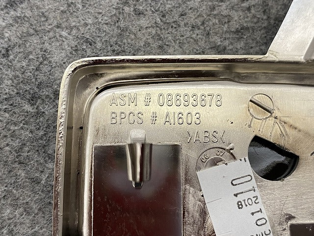 新品!V70/XC70 純正 フロント グリル エンブレム 08693648 V8693678 メッキ ボルボ(147709)