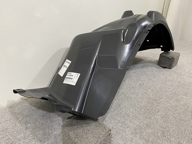 新品!1シリーズ E81/E87 純正 右 フロント フェンダー ライナー 後側 51.71-7 059 372 51717059372 素地 BMW(147725)
