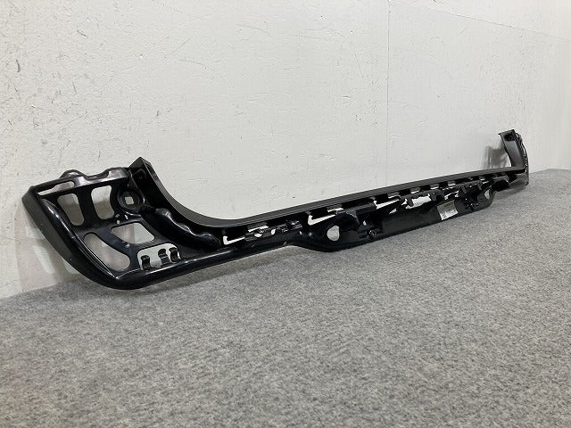 新品!5シリーズ E60/E61 純正 リア バンパー ブラケット付 5112 7 060 797-1 1 51127060797 未塗装 BMW(147728)