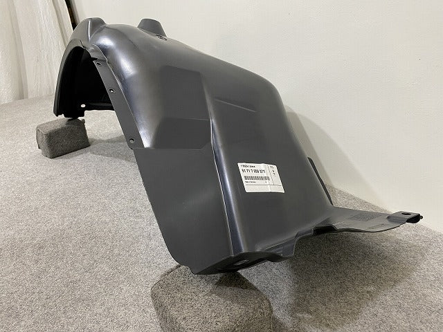 新品!1シリーズ E81/E87 純正 左 フロント フェンダー ライナー 後側 51.71-7 059 371 51717059371 素地 BMW(147739)