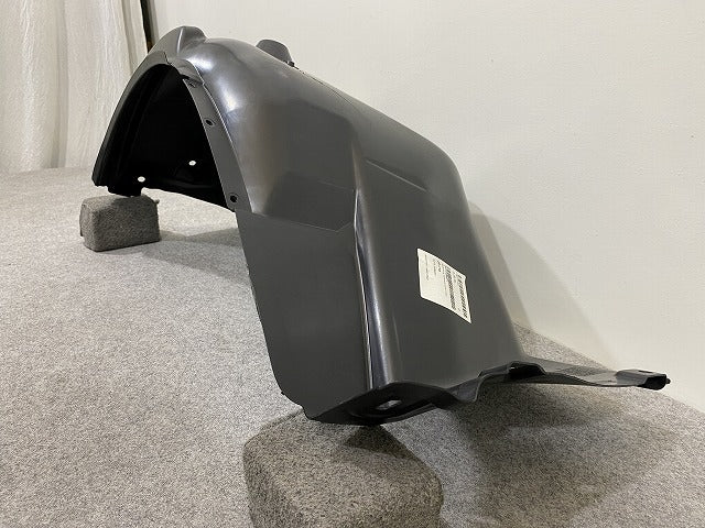 新品!1シリーズ E81/E87 純正 左 フロント フェンダー ライナー 後側 51.71-7 059 371 51717059371 素地 BMW(147740)