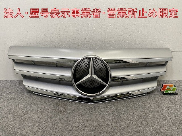 新品!Aクラス W169 純正 フロント グリル/ラジエーターグリル A169 888 1660 A1698802183 シルバー ソリッド メルセデスベンツ(147743)