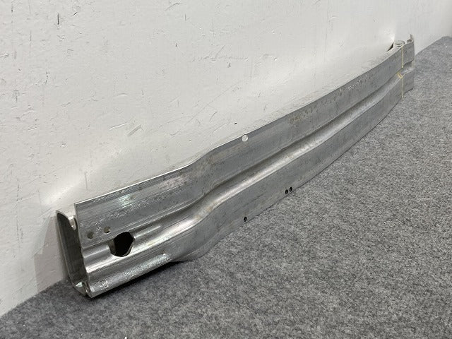 新品!新品!Q5 8R系 純正 フロント バンパー ホースメント 8R0 807 113 8R0807113C アウディ (147750)
