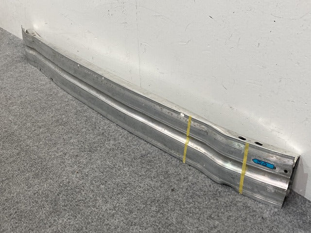 新品!新品!Q5 8R系 純正 フロント バンパー ホースメント 8R0 807 113 8R0807113C アウディ (147750)