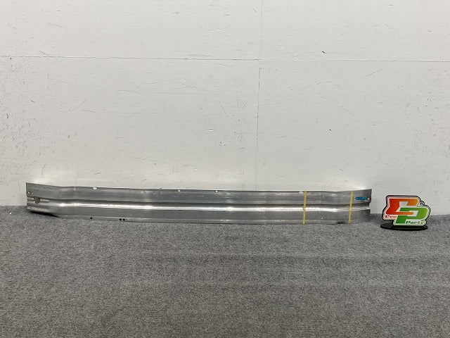 新品!Q5 8R系 純正 フロント ホースメント 8R0 807 113 8R0807113C アウディ(147751)