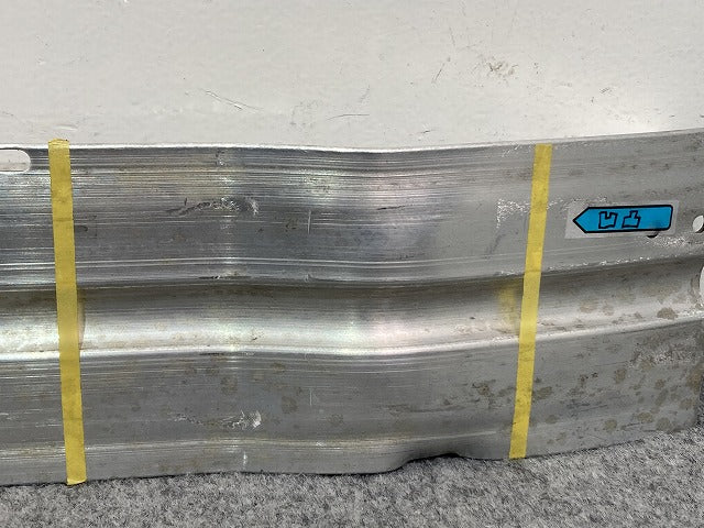 新品!Q5 8R系 純正 フロント ホースメント 8R0 807 113 8R0807113C アウディ(147751)