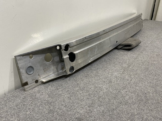新品!XC90 CB 系/2003-2015 純正 フロント ホースメント 31253239 31253239 ボルボ(147754)