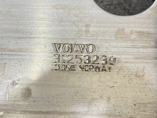 新品!XC90 CB 系/2003-2015 純正 フロント ホースメント 31253239 31253239 ボルボ(147757)