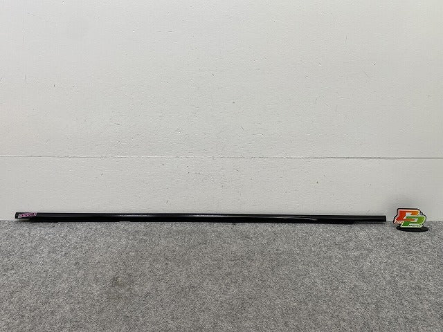 新品!3シリーズ E46 純正 左 リア ドア ベルトモール 51347890693 ブラック ソリッド BMW(147761)