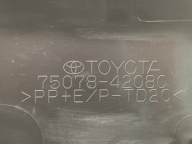 新車取り外し!RAV4 ラブ4 60系/AXAN64 純正 左 リア サイドパネル /ドアパネル 75078-42080 素地 トヨタ(147766)