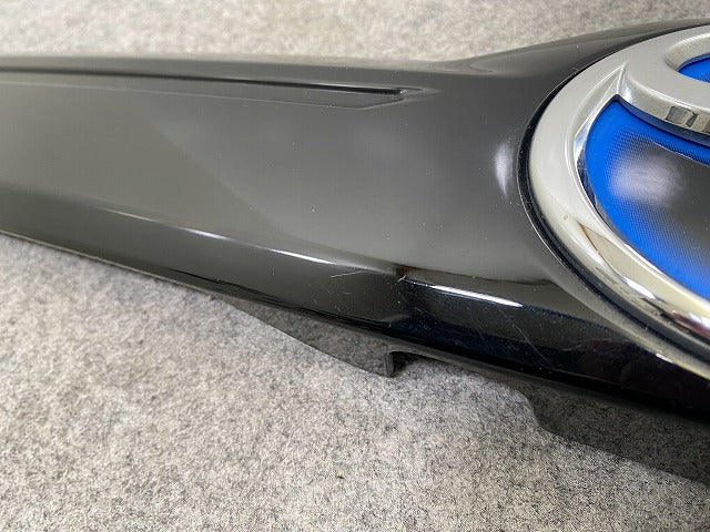 ライズ A200A/A210A/A201A/A202A 純正 リア ガーニッシュ 76801-B1080 ブラック ソリッド トヨタ(147773)