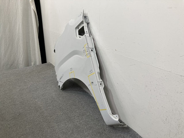 ウェイク LA700S/LA710S 純正 左 フロント フェンダー 53812-B27501 ホワイト メタリック ダイハツ(147789)