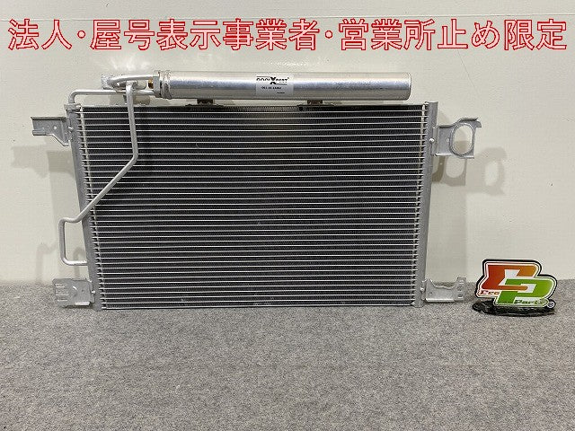 新品!Cクラス W203 純正  コンデンサー 001-10-16680 2035000854 メルセデスベンツ(147796)