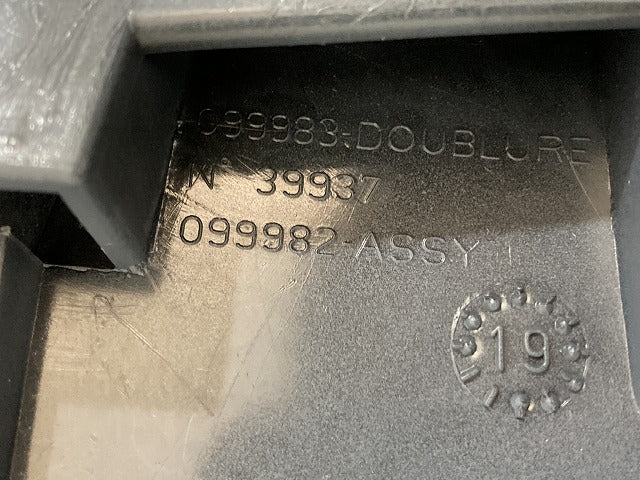 新品!2008 A94HN01 純正 リア バンパー スポイラー付 099982-ASSY/96 783 242 77 1610106880 サフ プジョー(147798)