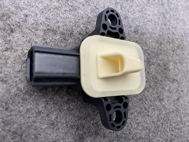 新品!XC60 純正  エアーバッグ センサー 314 71 578 V31476970 ボルボ(147802)