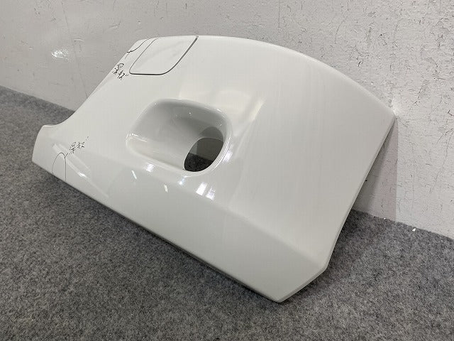 新車取り外し!エルフ 純正 フロント バンパー 5-86712251-0 ホワイト ソリッド いすゞ(147807)