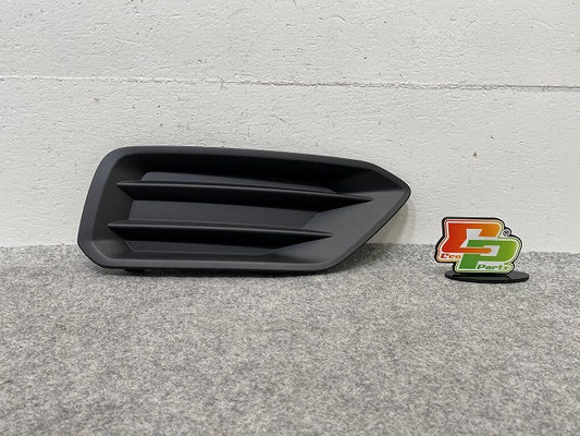 新品!XC40 XB系 純正 右 フロント バンパー グリル 31407950 V31407950 素地 ボルボ(147811)
