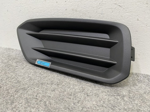 新品!XC40 XB系 純正 左 フロント バンパー グリル 31407949 V31407949 素地 ボルボ(147812)