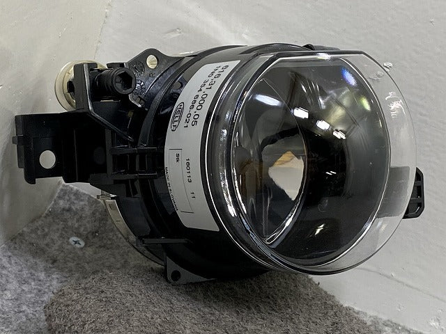 新品!7シリーズ E65/E66 純正 右 フォグランプ/フォグライト ハロゲン ZKW 110328 63176943416 BMW(147816)