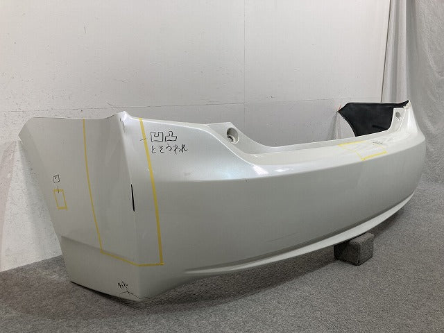 プリウス 30系/ZVW30 純正 リア バンパー 52159-47050 ホワイトパールクリスタルシャイン 070 トヨタ(147830)