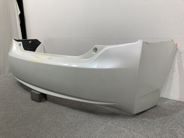 プリウス 30系/ZVW30 純正 リア バンパー 52159-47050 ホワイトパールクリスタルシャイン 070 トヨタ(147830)