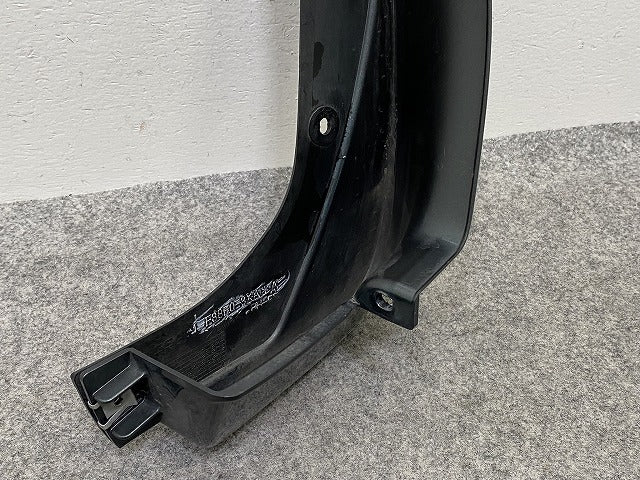 キャラバン NV350 E26 純正 左 フロント マッドガード F38E0-3XA*A ディープフォレスト DAR 日産(147838)