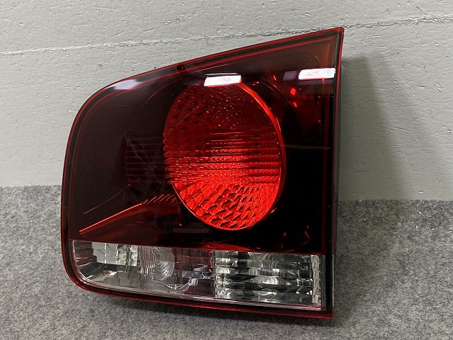 新品!トゥアレグ 7L系 純正 右 テールランプ/ライト/レンズ ハロゲン 刻印DX 28.26.02 7L6945094AA フォルクスワーゲン(147845)