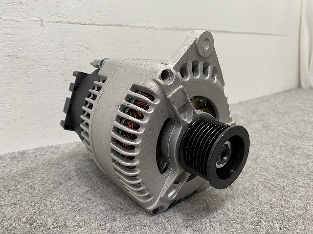 新品!ディスカバリースポーツ 純正  オルタネーター AMR5425 ランドローバー(147857)